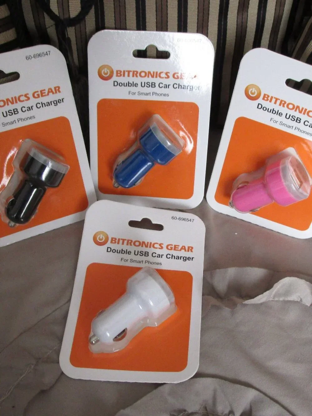 NWT dual USB car charger